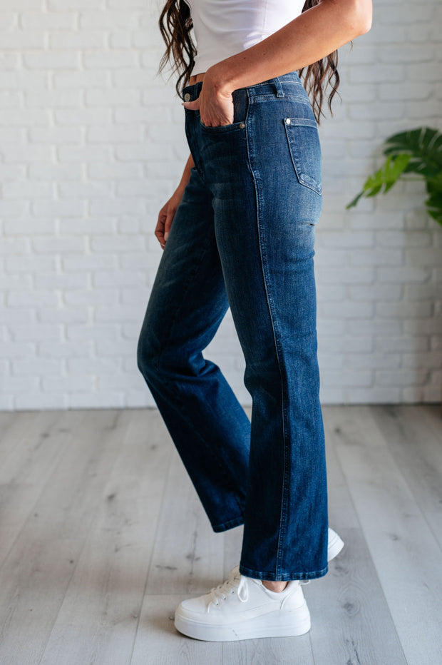 JUDY BLUE Muriel Mid Rise Control Top Classic Straight Jeans