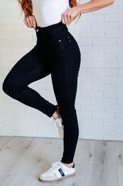 JUDY BLUE Nicole Tummy Control Skinny Jeans in Black