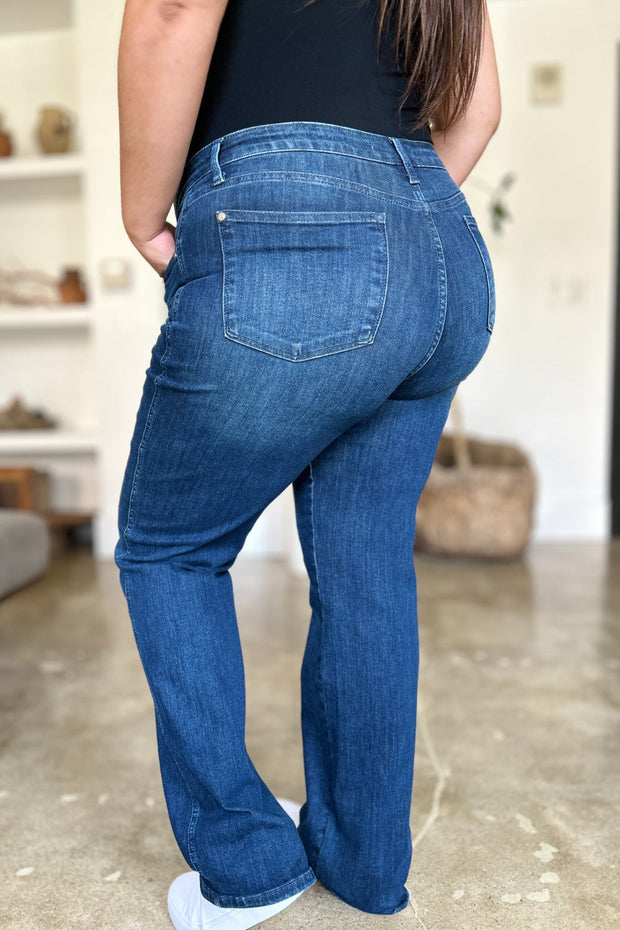 Judy Blue Tummy Control Straight Jeans